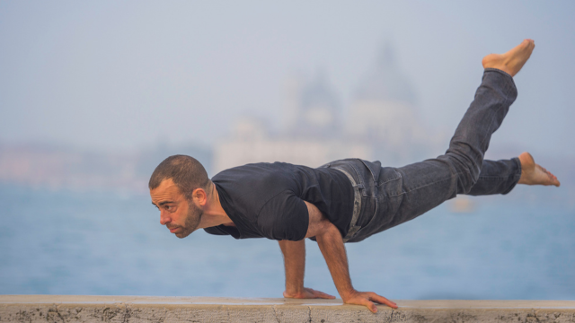 Om with Jerome: A 10-hour Yoga Journey: Milano, November 23-24